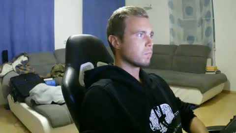 John Pearl online show from 09.09.25