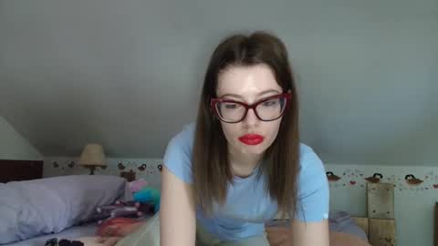 Snapshot of herdiaries4u chatting on 04.12.26 herdiaries4u online show from 04.12.26