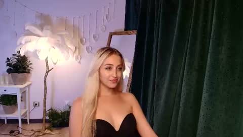 Elise online show from 06.22.26