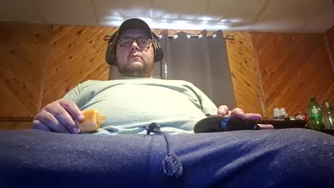 Snapshot of hereforbootyyy chatting on 03.15.26 Hereforbootyyyy online show from 03.15.26