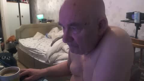 Snapshot of hermeneutika chatting on 05.20.26 mature online show from 05.20.26