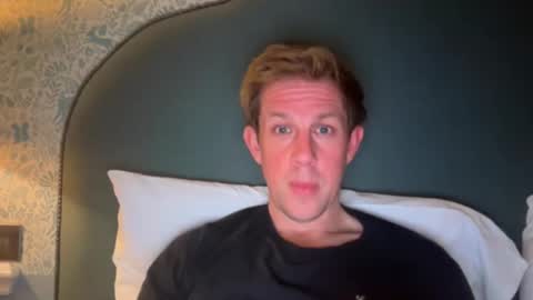 Snapshot of hertm999 chatting on 10.14.25 oxfordplaymate online show from 10.14.25