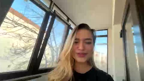Snapshot of herulesshemoans chatting on 12.17.25 herulesshemoans online show from 12.17.25