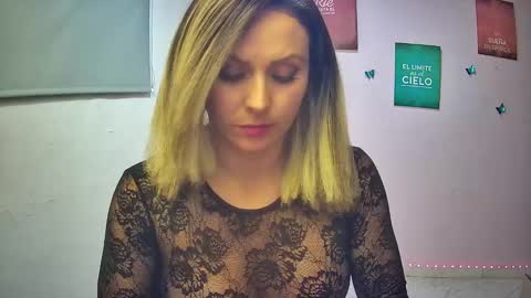 Hestesiaxx online show from 09.08.25