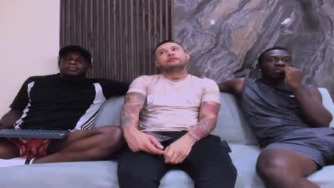 heteros men online show from 10.13.25