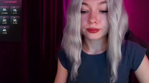 Snapshot of hey_nora_ chatting on 12.17.24  Nora  online show from 12.17.24