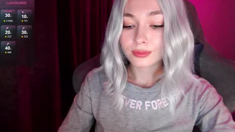 Snapshot of hey_nora_ chatting on 10.17.25  Nora  online show from 10.17.25