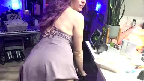 FlexieFae online show from 01.17.25