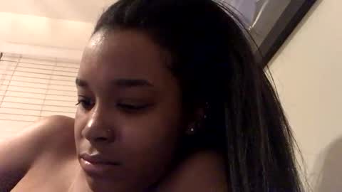 heyyou301990 online show from 11.23.25