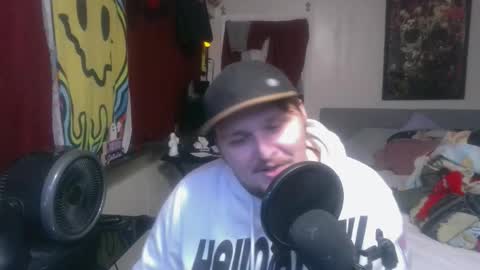 Snapshot of hfly12 chatting on 11.27.25 hfly12 online show from 11.27.25