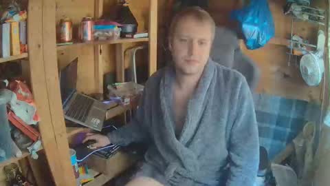 Snapshot of hharveyden chatting on 05.18.26 H Dawg online show from 05.18.26