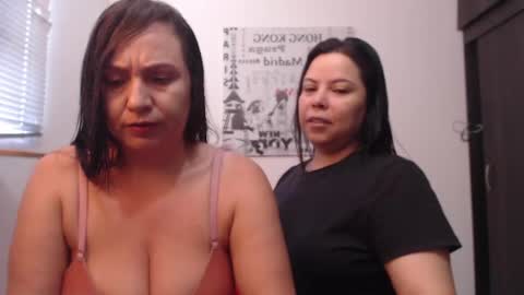 Snapshot of hidden_tinna chatting on 05.20.26 Tinna online show from 05.20.26