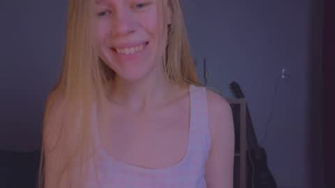 Chloe online show from 02.08.25