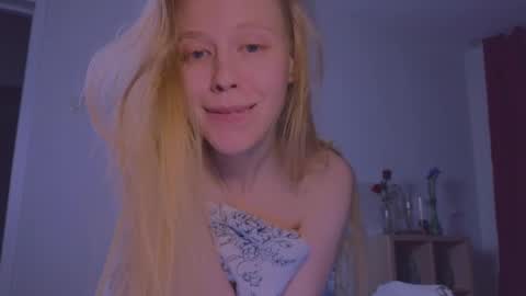 Chloe online show from 03.04.25