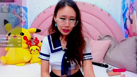 Snapshot of hikori_ chatting on 01.08.25 Hikori online show from 01.08.25