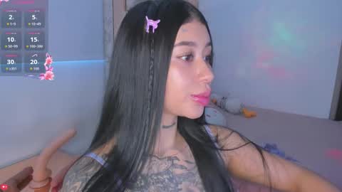 Snapshot of hilary_jones_22 chatting on 03.31.26 LUNA new account FOLLOW ME online show from 03.31.26