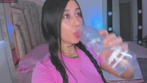 Snapshot of hilary_jones_22 chatting on 04.16.26 LUNA new account FOLLOW ME online show from 04.16.26