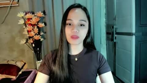 hilarymolly online show from 03.02.26