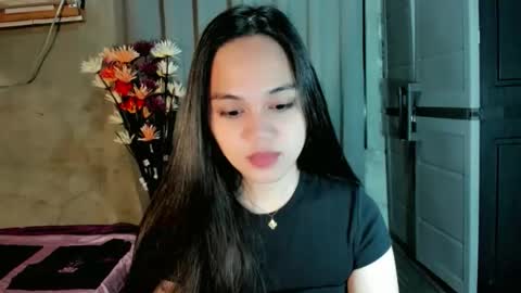 hilarymolly online show from 03.19.26