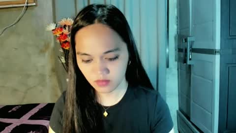 Snapshot of hilarymolly chatting on 06.12.26 hilarymolly online show from 06.12.26