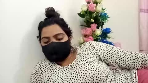 himuhimu22 online show from 02.26.25