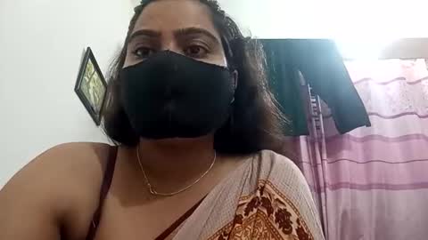 himuhimu22 online show from 10.08.25