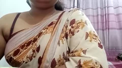 himuhimu22 online show from 10.16.25