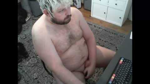 Snapshot of hipguy91 chatting on 07.12.26 hipguy91 online show from 07.12.26