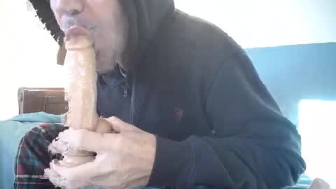 Hippie Jijm online show from 01.19.25