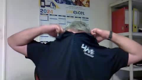 Snapshot of hippopotame17 chatting on 12.03.24 hippo online show from 12.03.24