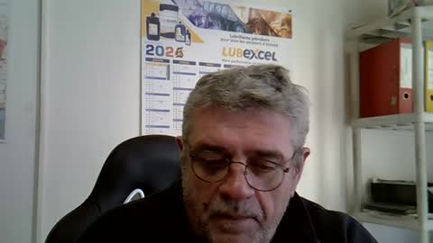 Snapshot of hippopotame17 chatting on 01.09.25 hippo online show from 01.09.25