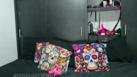 Snapshot of hiromidai chatting on 02.09.25 Elizabeth online show from 02.09.25