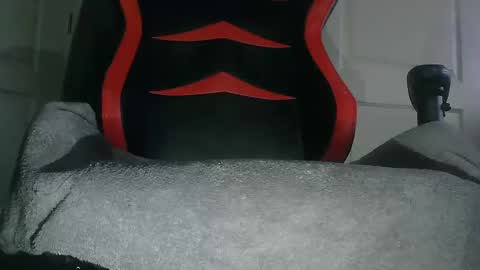 Snapshot of hitmanquan chatting on 10.01.25 HitmanQuan online show from 10.01.25