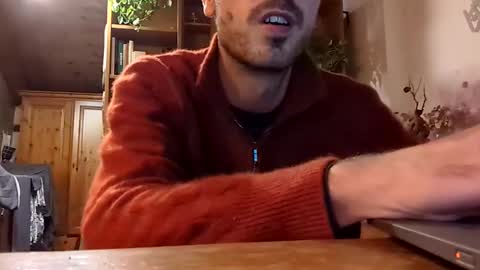 hitmenoww online show from 11.24.25