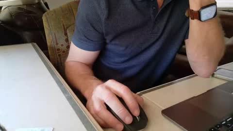 Snapshot of hnic9999 chatting on 11.16.25 Nick online show from 11.16.25