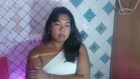 Layla3 online show from 02.16.26