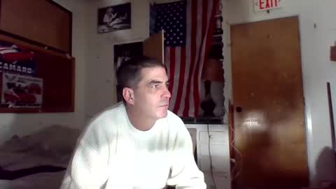 Snapshot of hoglegg99384194 chatting on 01.13.25 hoglegg99384194 online show from 01.13.25