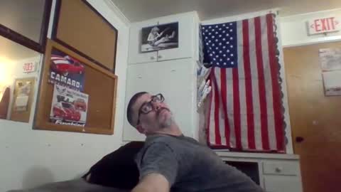 Snapshot of hoglegg99384194 chatting on 03.05.25 hoglegg99384194 online show from 03.05.25