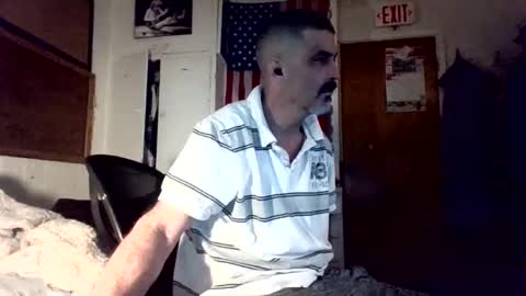 Snapshot of hoglegg99384194 chatting on 09.10.25 hoglegg99384194 online show from 09.10.25