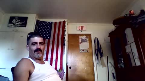 Snapshot of hoglegg99384194 chatting on 09.15.25 hoglegg99384194 online show from 09.15.25