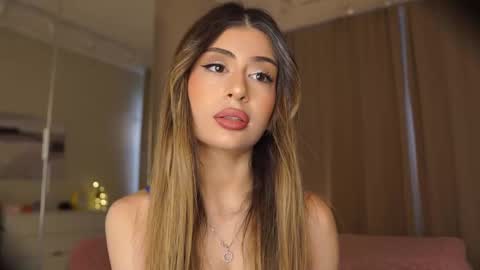 Moni Monica online show from 02.15.26