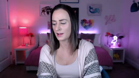 Holi Hurricane online show from 02.19.26