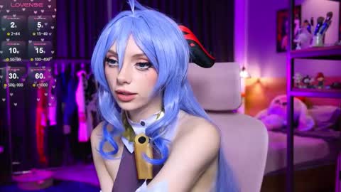 Holli online show from 02.04.26