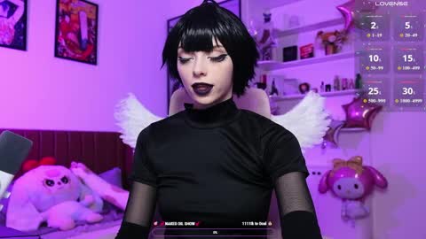 Holli online show from 04.26.26