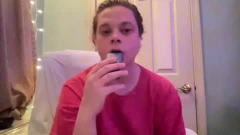 Snapshot of holly23hopefull chatting on 12.17.24 Hollys Drive threw Side Of CB. online show from 12.17.24