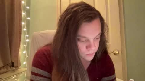 Snapshot of holly23hopefull chatting on 12.29.24 Hollys Drive threw Side Of CB. online show from 12.29.24