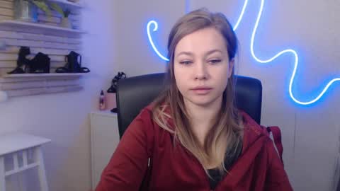 Holly online show from 01.20.25