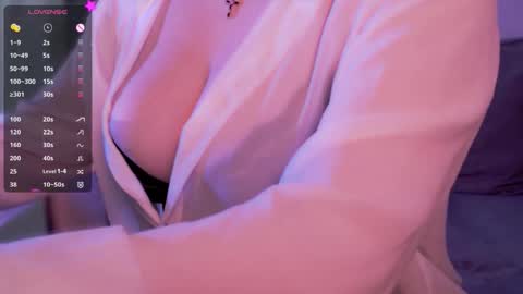 Molly online show from 01.11.26