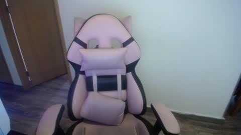 Holly online show from 11.24.25