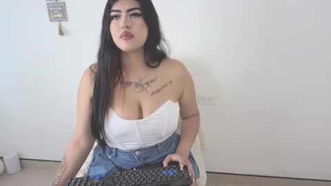 Holly online show from 01.07.26